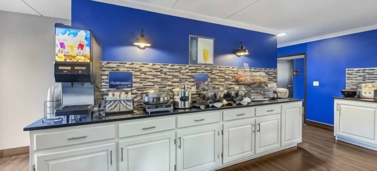 庆典贝斯特韦斯特套房酒店(Best Western Shelbyville Inn and Suites Celebration Inn)图片