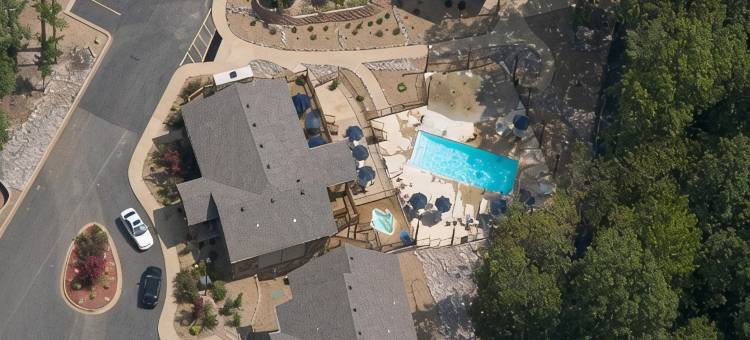 温泉城村洛斯拉各斯温德姆华美达酒店(Los Lagos at Hot Springs Village a Ramada by Wyndham)图片