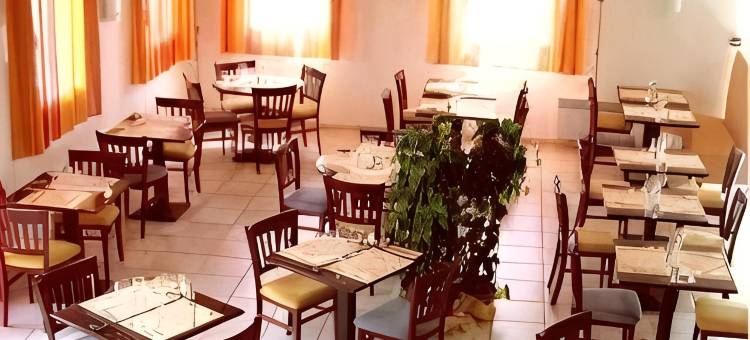 勒曼酒店里昂东部-维尔方丹(Hôtel Lémand Lyon Est - Villefontaine)图片