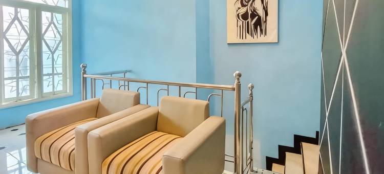 RedDoorz near Mayapada Hospital Surabaya图片
