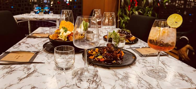 斯普林伍德钟楼公寓酒店(Springwood Tower Apartment Hotel)图片