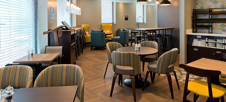 埃普镇中心普瑞米尔酒店(Premier Inn Epsom Town Centre)图片
