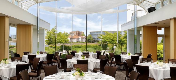 劳拉点酒店(Inn at Laurel Point)图片