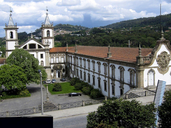 锡迪奈圣蒂尔苏 - 魅力酒店及行政中心