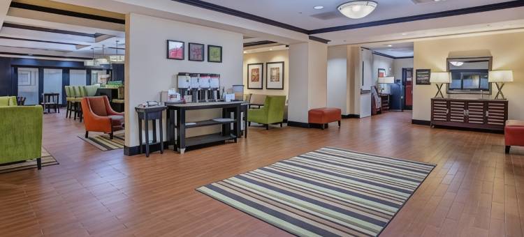 卡温顿欢朋酒店(Hampton Inn Covington)图片