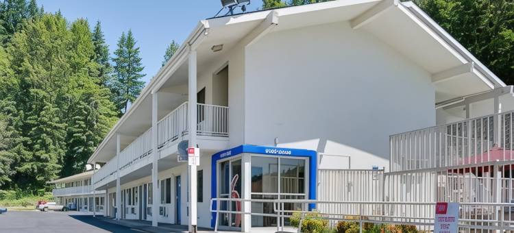 凯尔索圣海伦斯火山6号汽车旅馆(Motel 6 Kelso, WA - Mt. St. Helens)图片