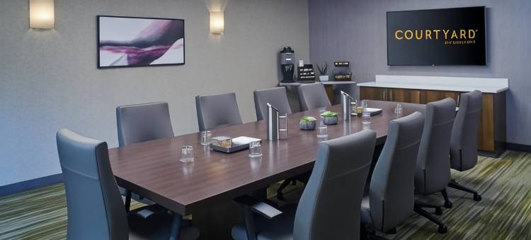 印第安纳波利斯卡斯尔顿万怡酒店(Courtyard Indianapolis Castleton)图片