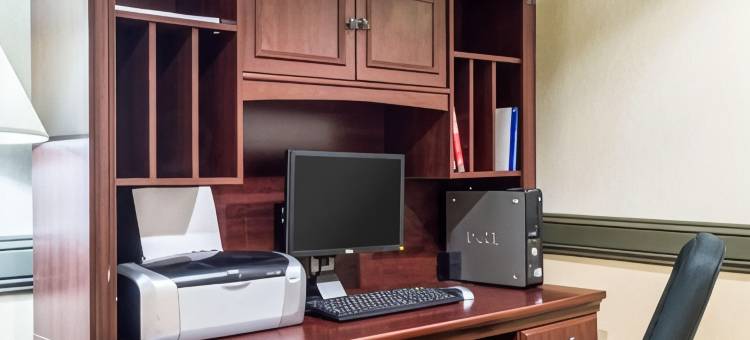 迈诺特美茵斯坦套房酒店(MainStay Suites Minot)图片