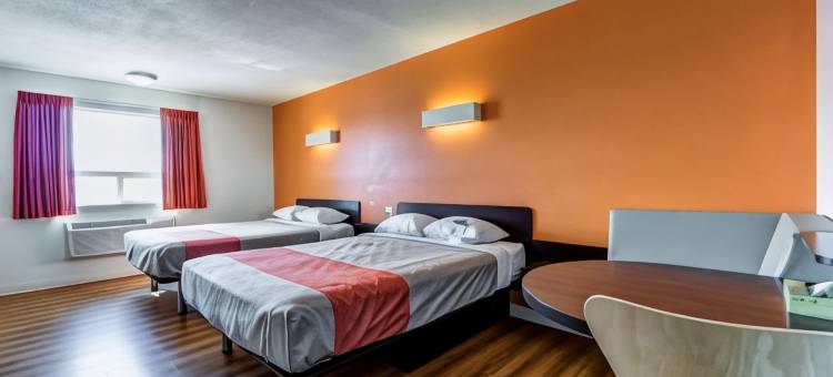 卑诗省纳尔逊堡 6 号汽车旅馆(Motel 6 Fort Nelson, BC)图片