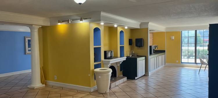 Studio 6 亨茨维尔，阿拉巴马大学大道(Studio 6 Huntsville, AL University Drive)图片