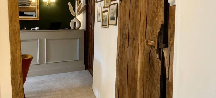 三公鸡酒店(Three Cocks Hotel)图片