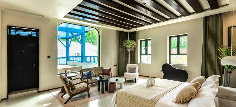 伊宁·繁墅|WarmHome·多元素主题美墅(六星街景区店)图片