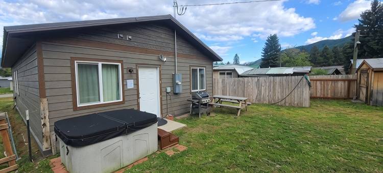 ❤ Bed & Breakfast Nook ❤ Fenced Yard ❤ Hot Tub ❤ Heated Floors ❤ Pet Friendly ❤图片