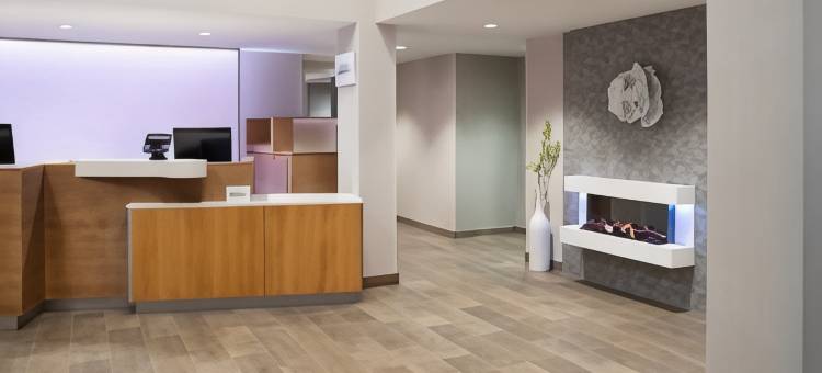 科德角海恩尼斯万枫酒店及套房(Fairfield Inn & Suites Cape Cod Hyannis)图片