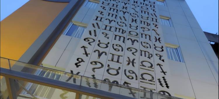 佐迪亚克基邦扎提客栈(Zodiak Kebonjati by Kagum Hotels)图片