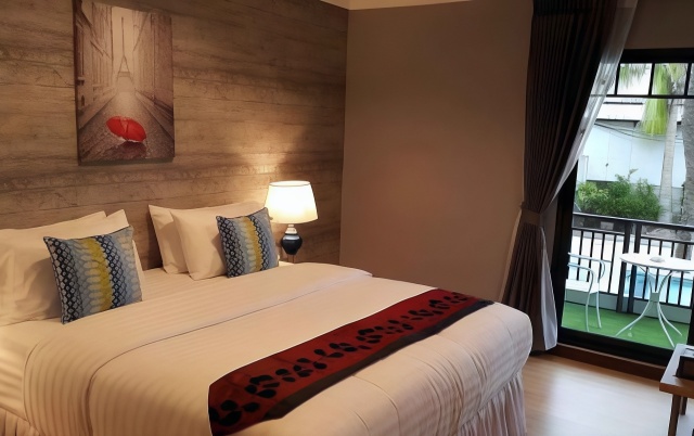 The Tamnan Pattaya Hotel & Resort Over view