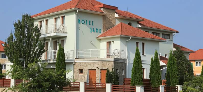 翡翠酒店-伊苏斯蒂德酒店(Jade Hotel-Ezüsthíd Hotel)图片