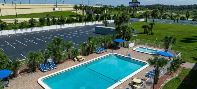 奥兰多市中心温德姆戴斯酒店(Days Inn by Wyndham Orlando Downtown)图片