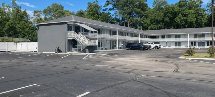 切罗温德姆呗盟酒店(Baymont by Wyndham Cheraw)图片