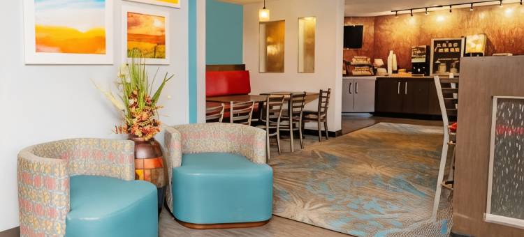 史密斯堡温德姆戴斯酒店(Days Inn by Wyndham Fort Smith)图片