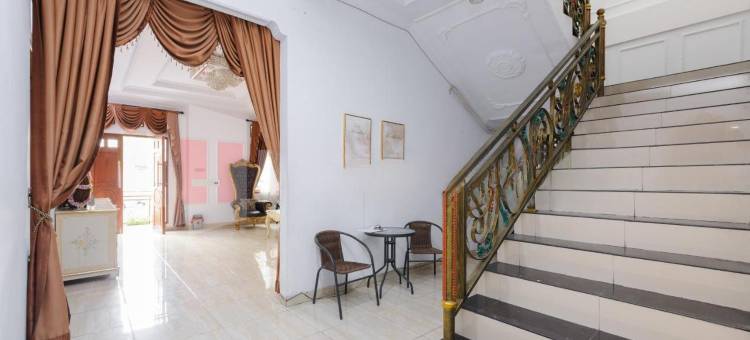 池芒古米特拉红门酒店(Pondok Cimanggu Syariah Mitra RedDoorz)图片