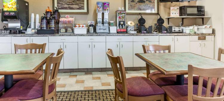 惠特兰怀俄明州速8酒店(Super 8 by Wyndham Wheatland Wyoming)图片