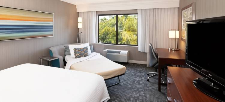 奥克兰机场万怡酒店(Courtyard Oakland Airport)图片