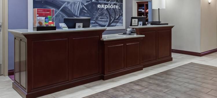 奥克兰机场阿拉梅达欢朋套房酒店(Hampton Inn & Suites Oakland Airport-Alameda)图片