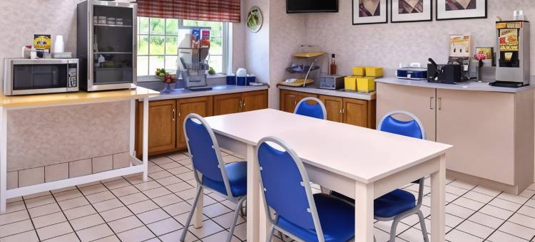 玛丽维尔美洲最佳价值套房酒店(Americas Best Value Inn and Suites Maryville)图片