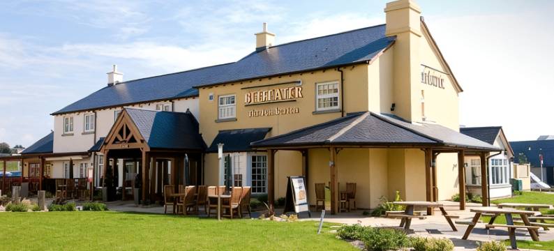 拉内利中心东普瑞米尔酒店(Premier Inn Llanelli Central East)图片