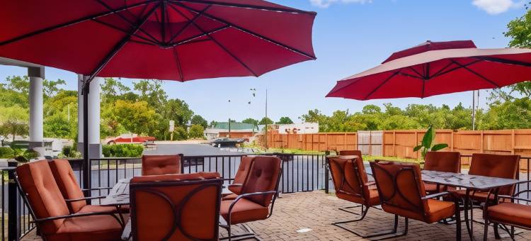 纽波特纽斯贝斯特韦斯特优质套房酒店(Best Western Plus Newport News Inn  Suites)图片