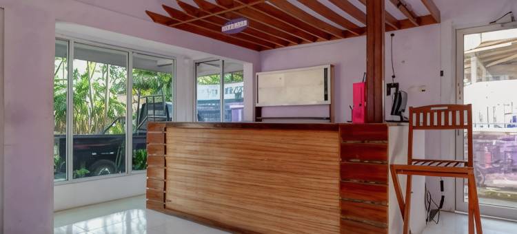 RedDoorz Near Goa Jatijajar 2图片