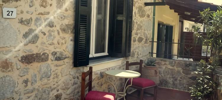 哈里克莱亚出租客房酒店(Hariklia Rent Rooms)图片