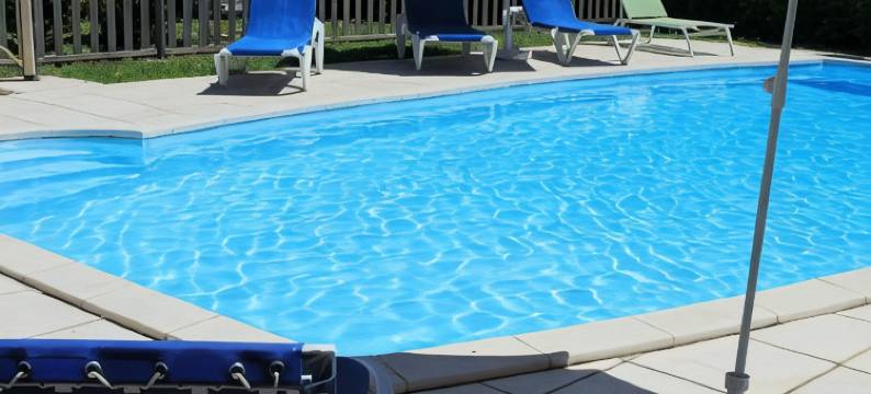 奥贝吉塔酒店(Logis Hotels- Auberge de la Tour - Hôtel et Restaurant)图片