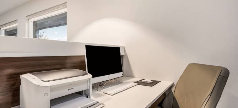 东兰辛大学区-波茵特克拉丽奥旅馆(Clarion Pointe East Lansing University Area)图片