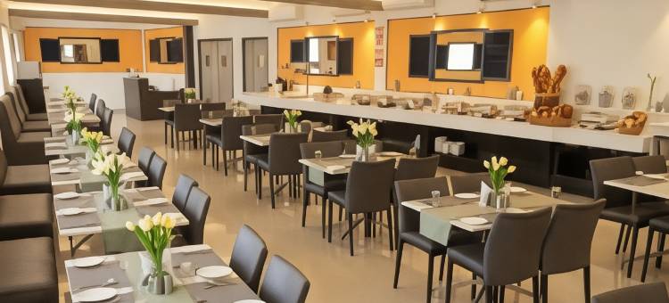 市中心商务酒店(Downtown Business Hotel)图片