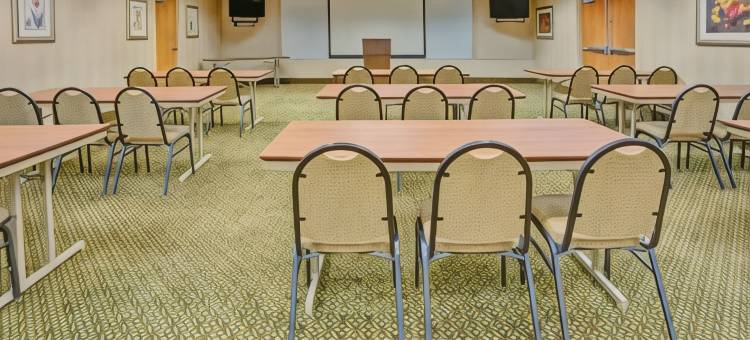 印第安纳波利斯西部温德姆呗盟酒店(Baymont by Wyndham Indianapolis West)图片