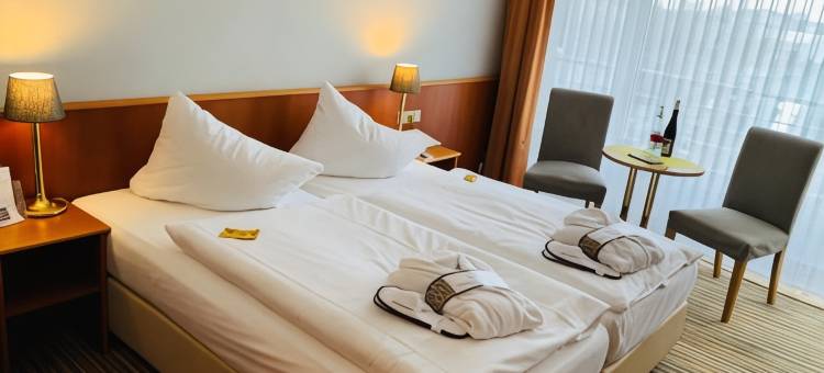 里萨德累斯顿艾尔布兰德美居酒店(Mercure Hotel Riesa Dresden Elbland)图片
