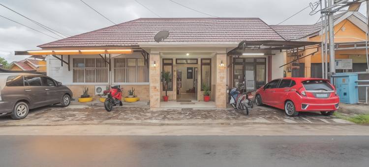 红门 @ Rajawali KM 5(RedDoorz at Rajawali KM 5 Palangkaraya)图片