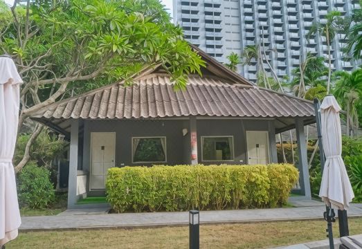 Let's Hyde Pattaya Resort & Villas - Pool Cabanas Hotel Overview