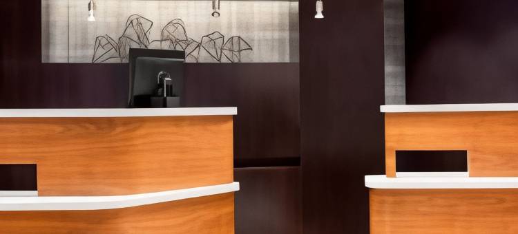 博林格林会议中心万怡酒店(Courtyard Bowling Green Convention Center)图片