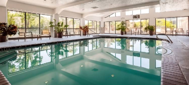 山迪木棉树贝斯特韦斯特优质酒店(Best Western Plus Cotton Tree Inn)图片