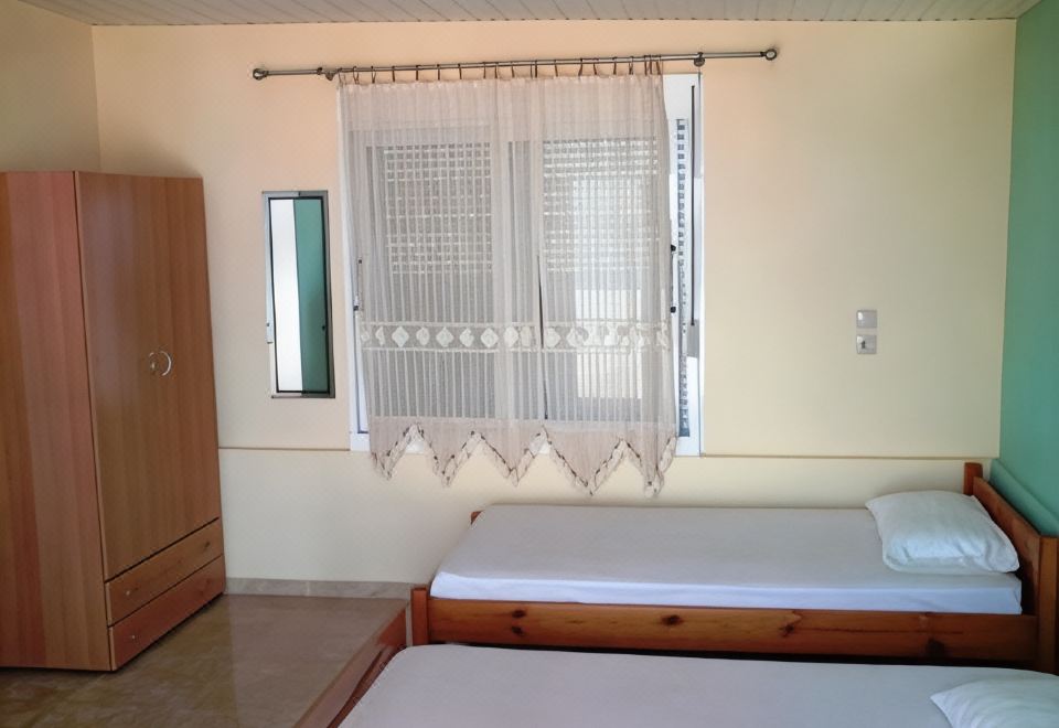 Nitsa Rooms Hotel Overview