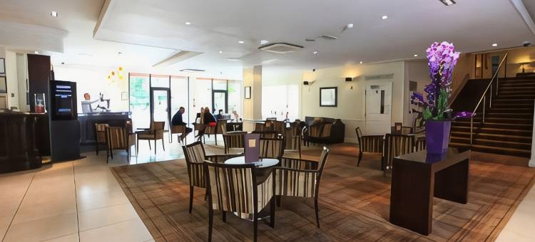 普莱斯威姆斯洛松林贝斯特韦斯特优质酒店(Plus Pinewood on Wilmslow Hotel Cheshire)图片