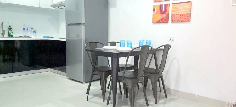Near Ferry Terminal. COZY 02 Bedroom Condo. HarbourBay Residences.图片