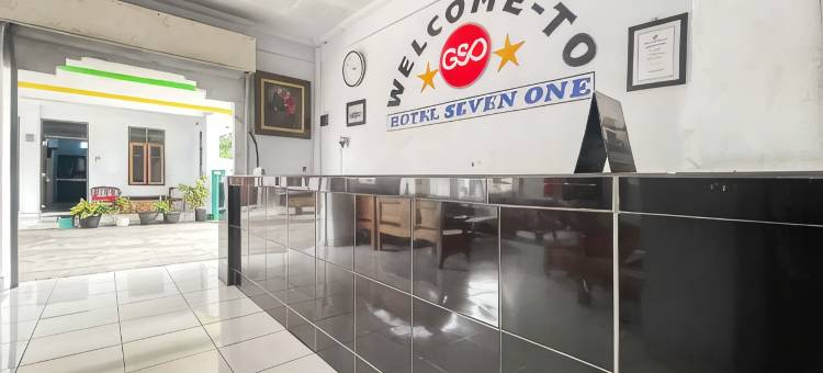 Seven 71 One红多兹酒店(RedDoorz Seven 71 One)图片