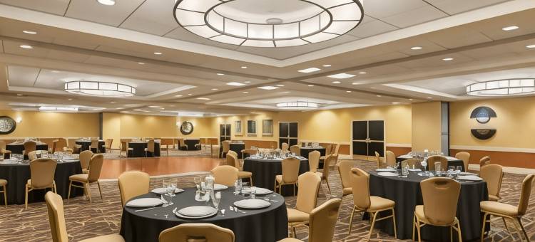 Holiday Inn 盖瑟斯堡(Holiday Inn GAITHERSBURG by IHG)图片