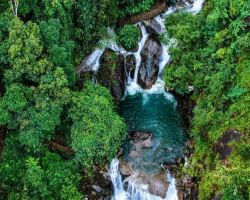 Guangzhou splash season kicks off with cool forest stream treks