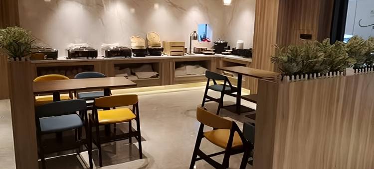汉庭优佳酒店(上海北外滩大连路地铁站店)图片