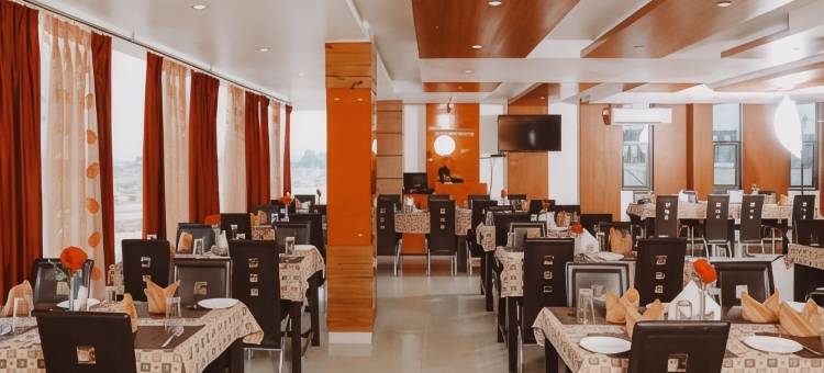 维什那维高地酒店(Hotel Vaishnavi Heights)图片